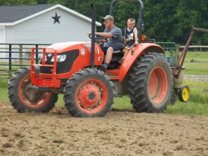 Josh and Jonny Plant corn 2014